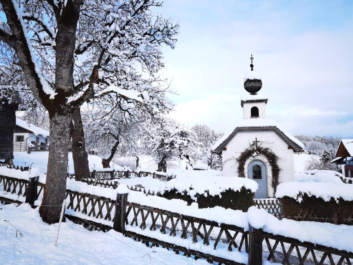 Lutzmannhof Villa เอิร์ดนิง ภายนอก รูปภาพ