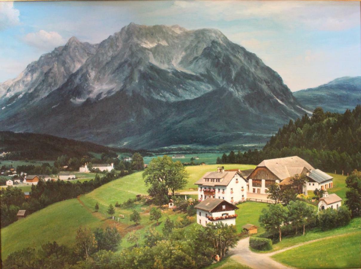 Lutzmannhof Villa เอิร์ดนิง ภายนอก รูปภาพ